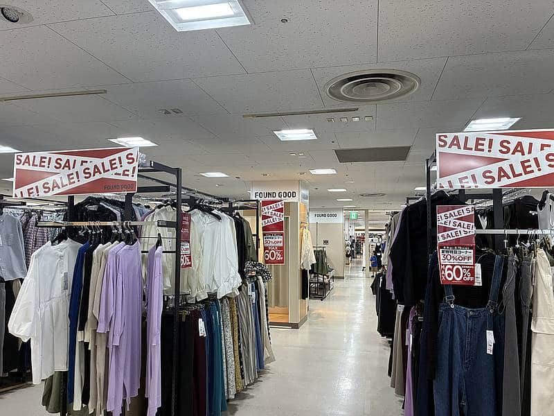 イトーヨーカドーが2026年2月でアダストリアとの契約終了し、供給しているFOUND GOODも撤退！