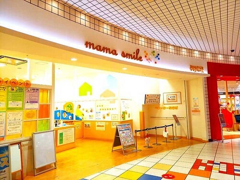 2016年11月にアリオ橋本がリニューアルオープンしたタイミングでオープンした子どもの遊び場「ママスタイル」の外観
