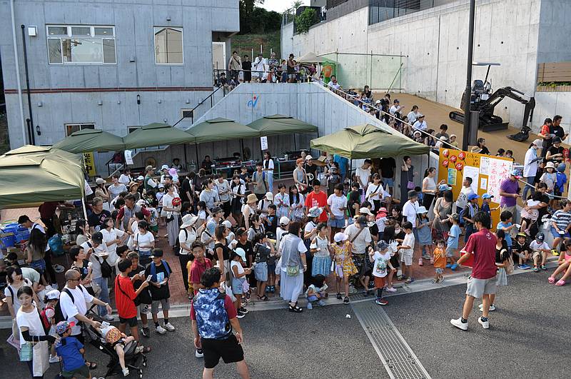 2024年8月4日に行われた名尾建祭ではラストに行われるビンゴ大会にたくさんの地域の子どもたちが参加