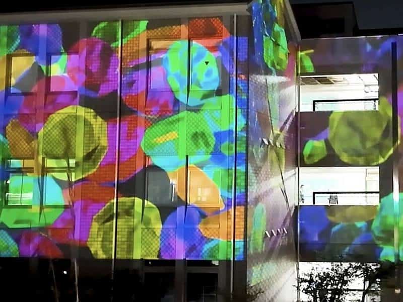 2025年11月2日~4日に開催される東京都立大学の文化祭「みやこ祭」ではプロジェクションマッピングの投影を実施