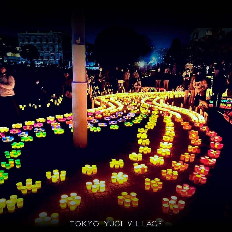 大栗川キャンドルリバーでは大栗川公園や大栗川沿いに沢山のキャンドルが並べられて、幻想的な雰囲気に