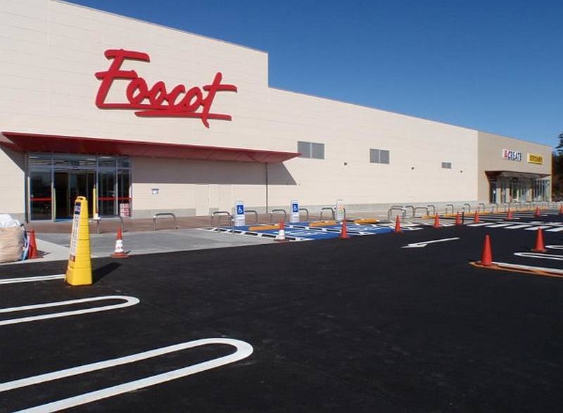 フーコット東京都初出店のフーコット昭島店の外観